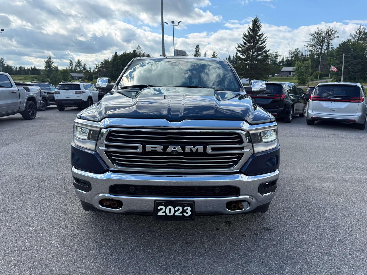 2023 RAM 1500 Laramie - htd/vntd leather - tow pkg Photo