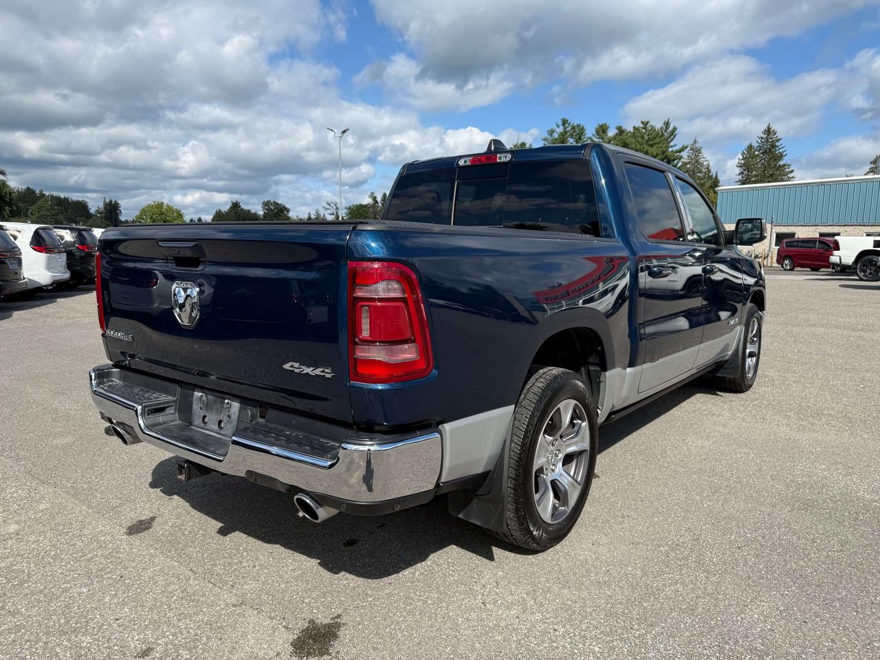 2023 RAM 1500 Laramie - htd/vntd leather - tow pkg Photo