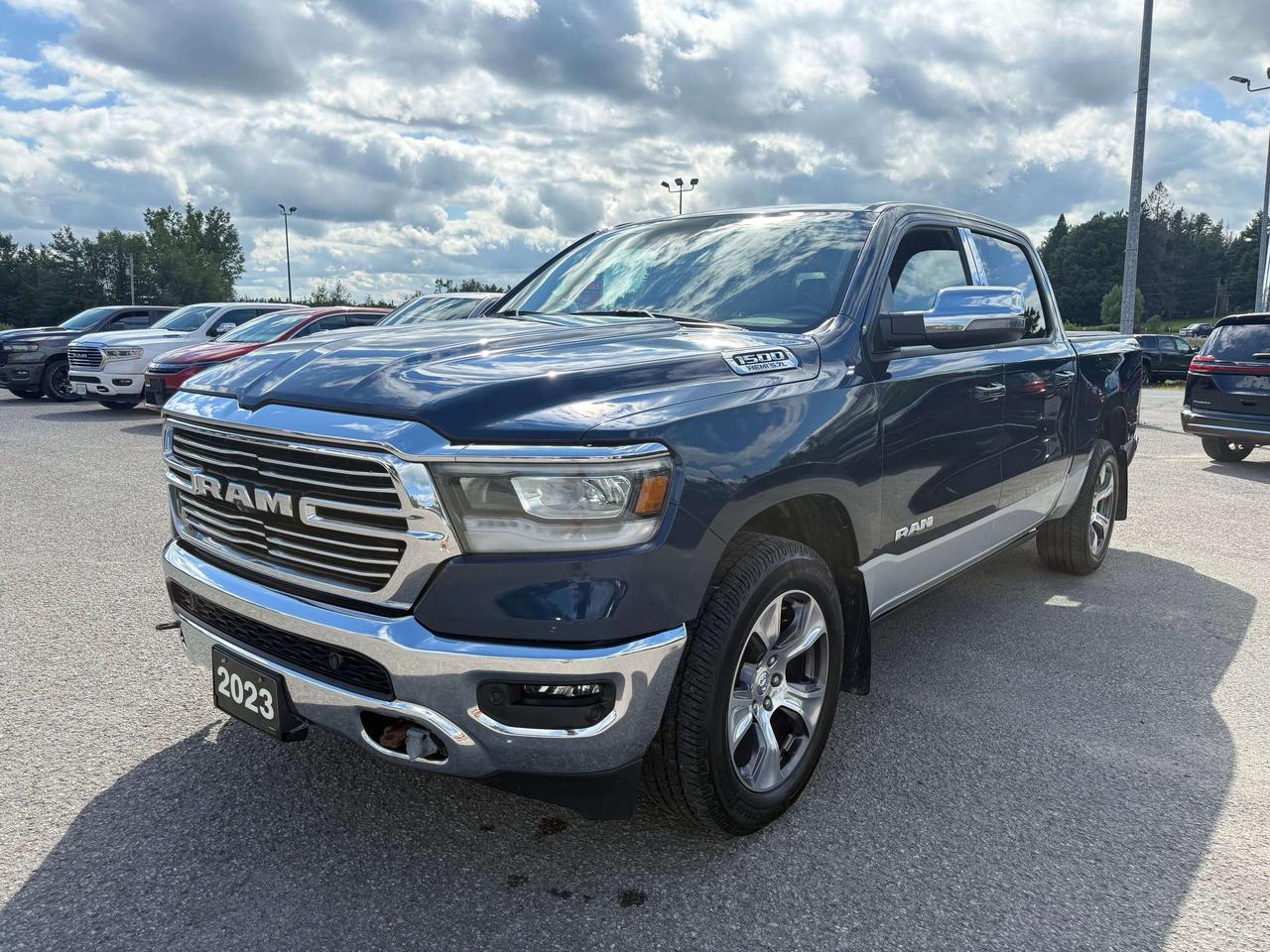 2023 RAM 1500 Laramie - htd/vntd leather - tow pkg Photo