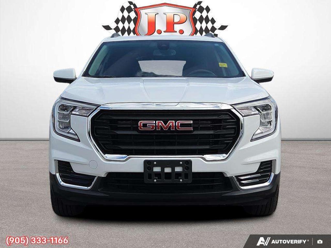 2024 GMC Terrain SLE Apple CarPlay & Android Auto • Built-In Wi-Fi Hotspot • Remote Start System • Heated Front Seats • Power Driver Seat Photo5