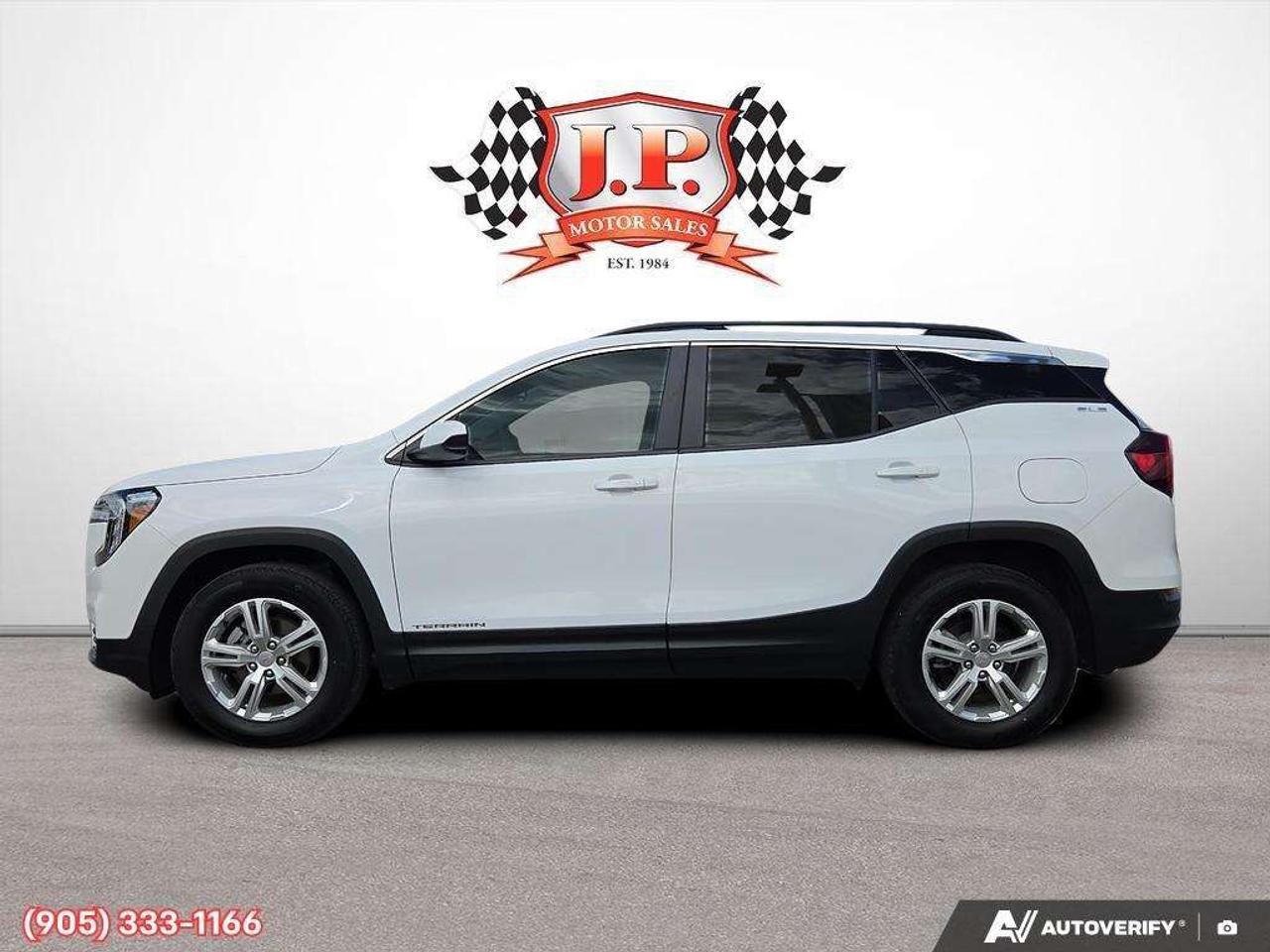 2024 GMC Terrain SLE Apple CarPlay & Android Auto • Built-In Wi-Fi Hotspot • Remote Start System • Heated Front Seats • Power Driver Seat Photo