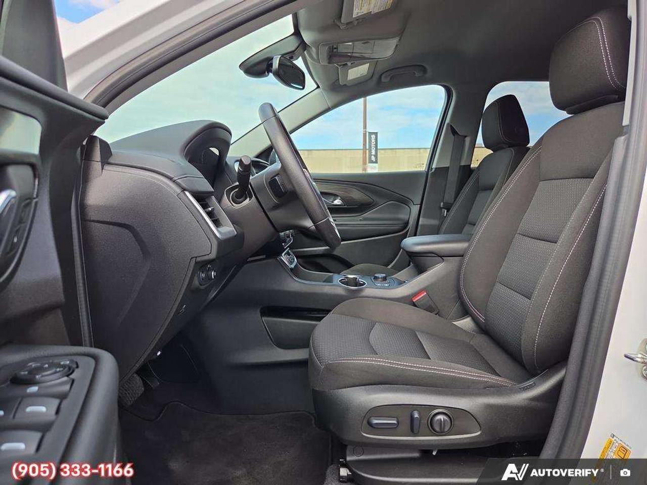 2024 GMC Terrain SLE Apple CarPlay & Android Auto • Built-In Wi-Fi Hotspot • Remote Start System • Heated Front Seats • Power Driver Seat Photo