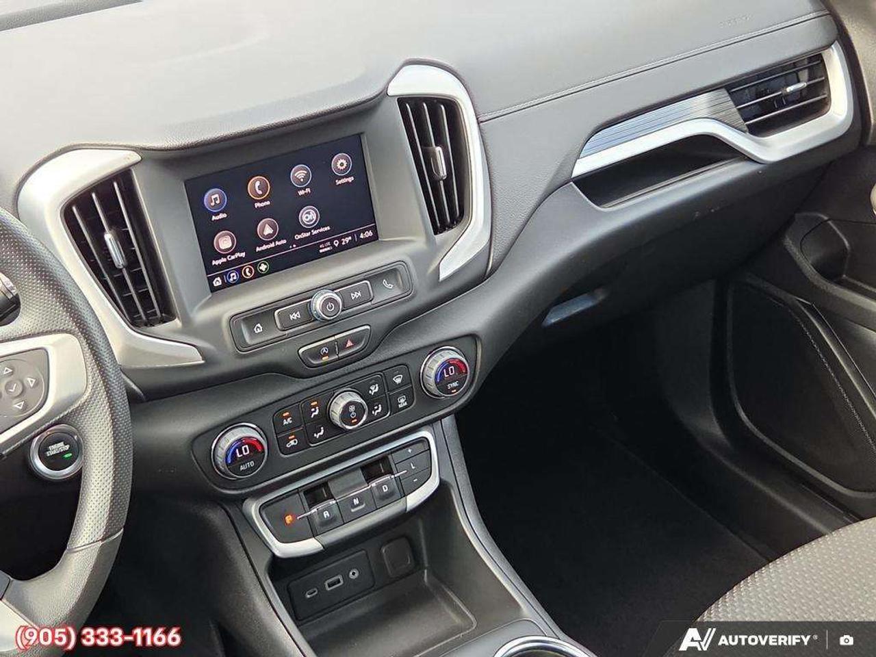 2024 GMC Terrain SLE Apple CarPlay & Android Auto • Built-In Wi-Fi Hotspot • Remote Start System • Heated Front Seats • Power Driver Seat Photo