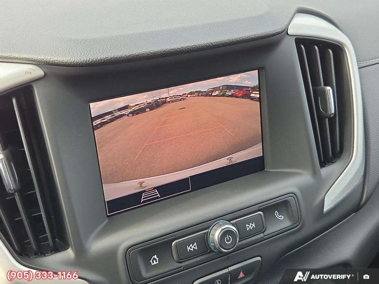2024 GMC Terrain SLE Apple CarPlay & Android Auto • Built-In Wi-Fi Hotspot • Remote Start System • Heated Front Seats • Power Driver Seat Photo