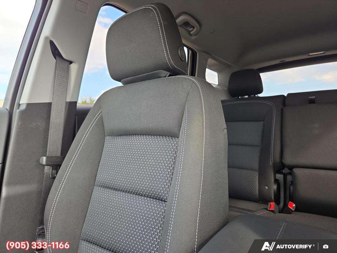 2024 GMC Terrain SLE Apple CarPlay & Android Auto • Built-In Wi-Fi Hotspot • Remote Start System • Heated Front Seats • Power Driver Seat Photo