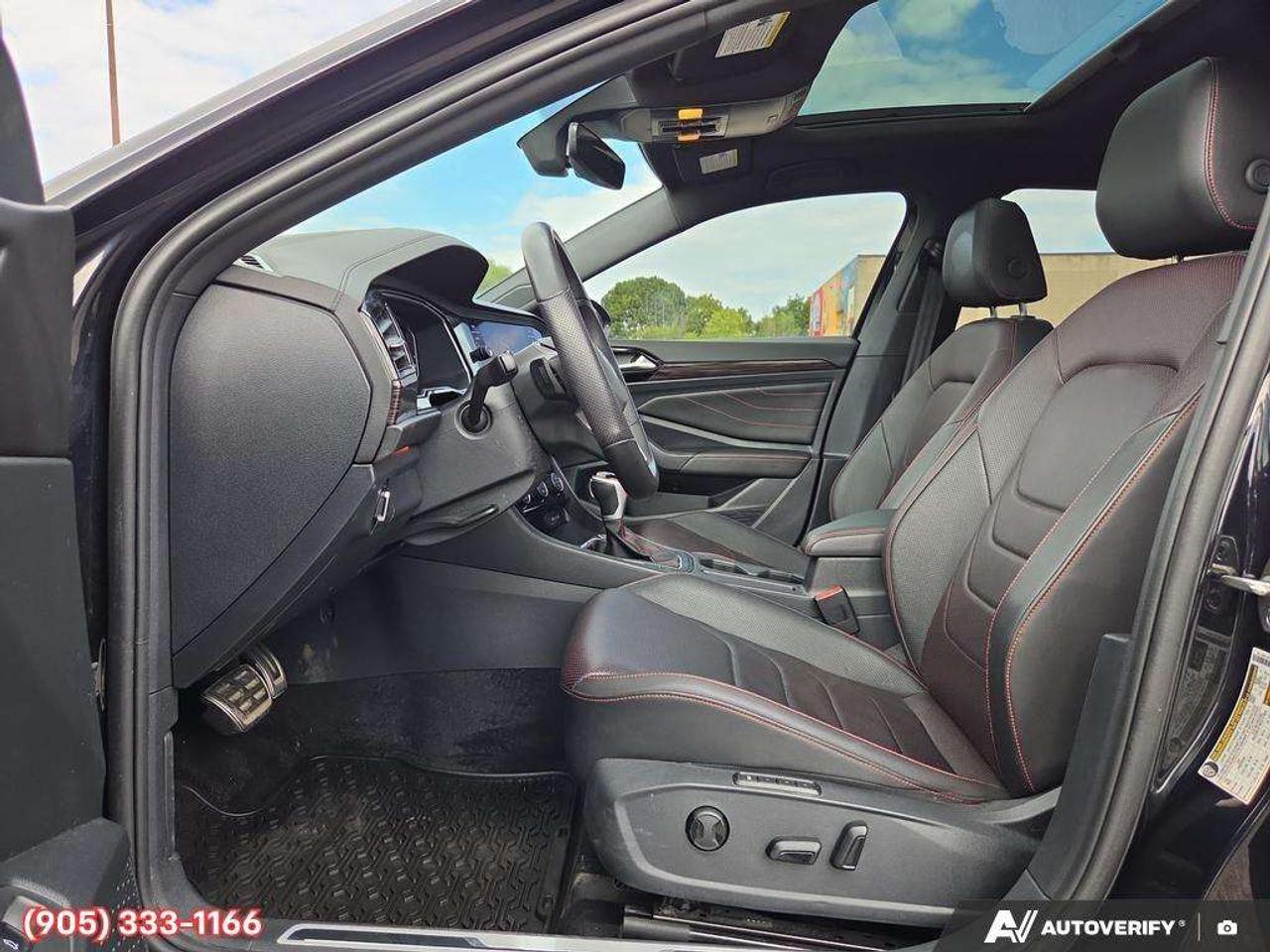 2024 Volkswagen Jetta Autobahn Apple CarPlay & Android Auto • Power Sunroof • Leather Seating • Heated & Cooled Seats • Built-In Navigation Sys Photo