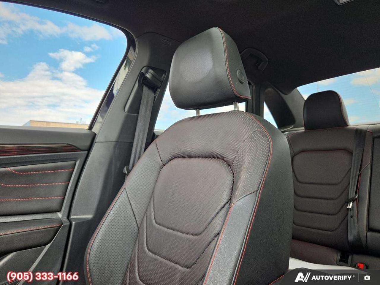 2024 Volkswagen Jetta Autobahn Apple CarPlay & Android Auto • Power Sunroof • Leather Seating • Heated & Cooled Seats • Built-In Navigation Sys Photo