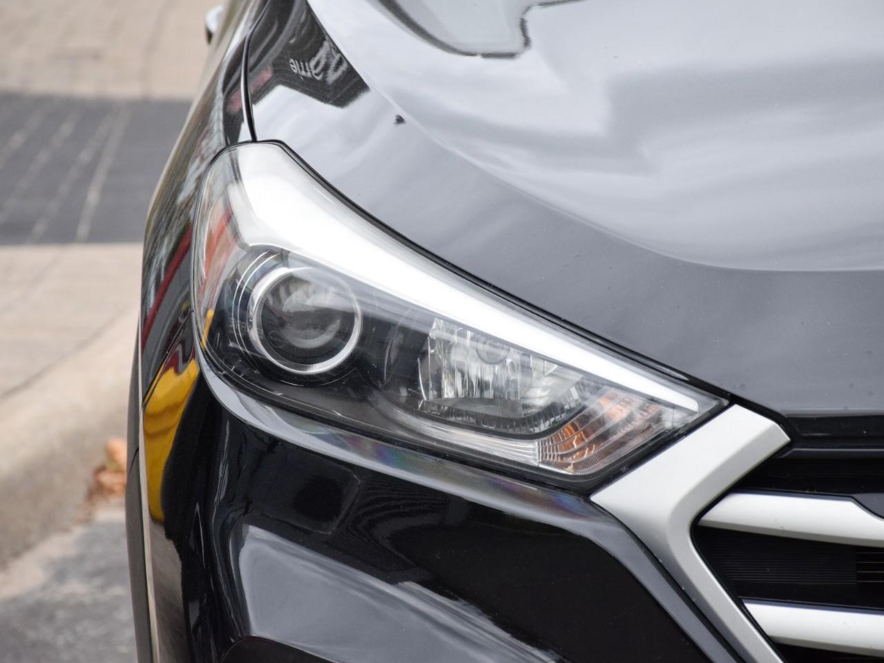 2018 Hyundai Tucson SE 2.0L 4dr Front-Wheel Drive Photo3