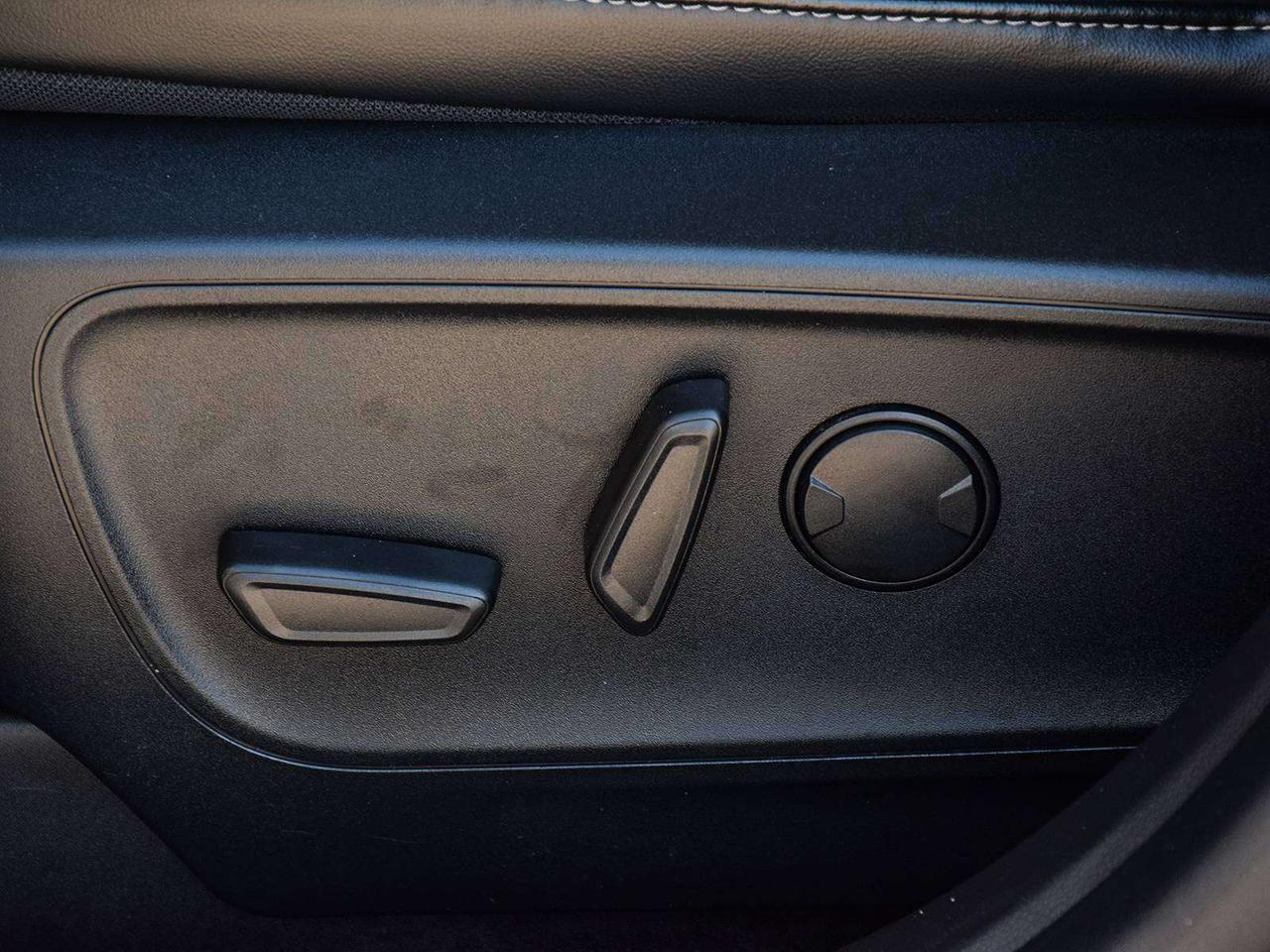 2024 Ford Escape Platinum AWD ~Nav ~Cam ~Heated Leather ~Blind Spot Photo