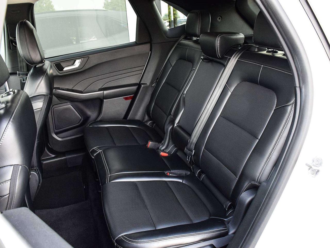 2024 Ford Escape Platinum AWD ~Nav ~Heated Leather ~Blind Spot ~Cam Photo