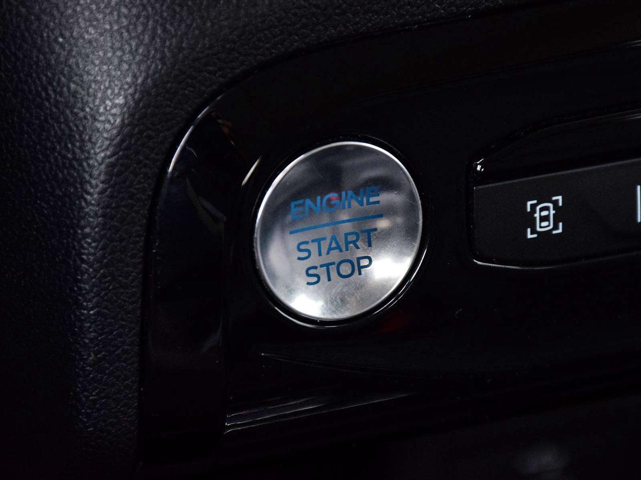 2024 Ford Escape Platinum AWD ~Nav ~Heated Leather ~Blind Spot ~Cam Photo