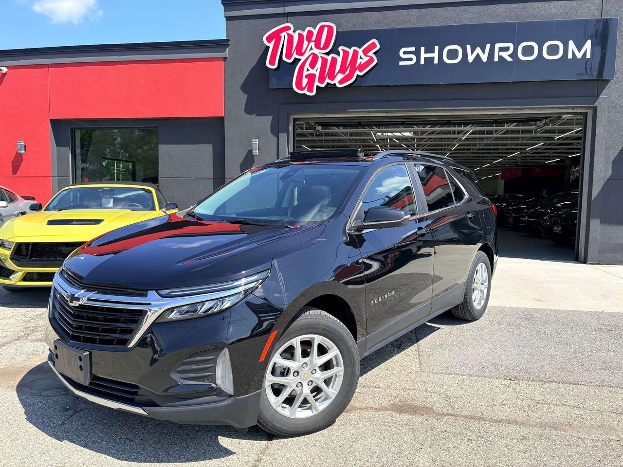 2022 Chevrolet Equinox LT AWD 1.5L   True North   Panoroof   Htd Cloth Photo