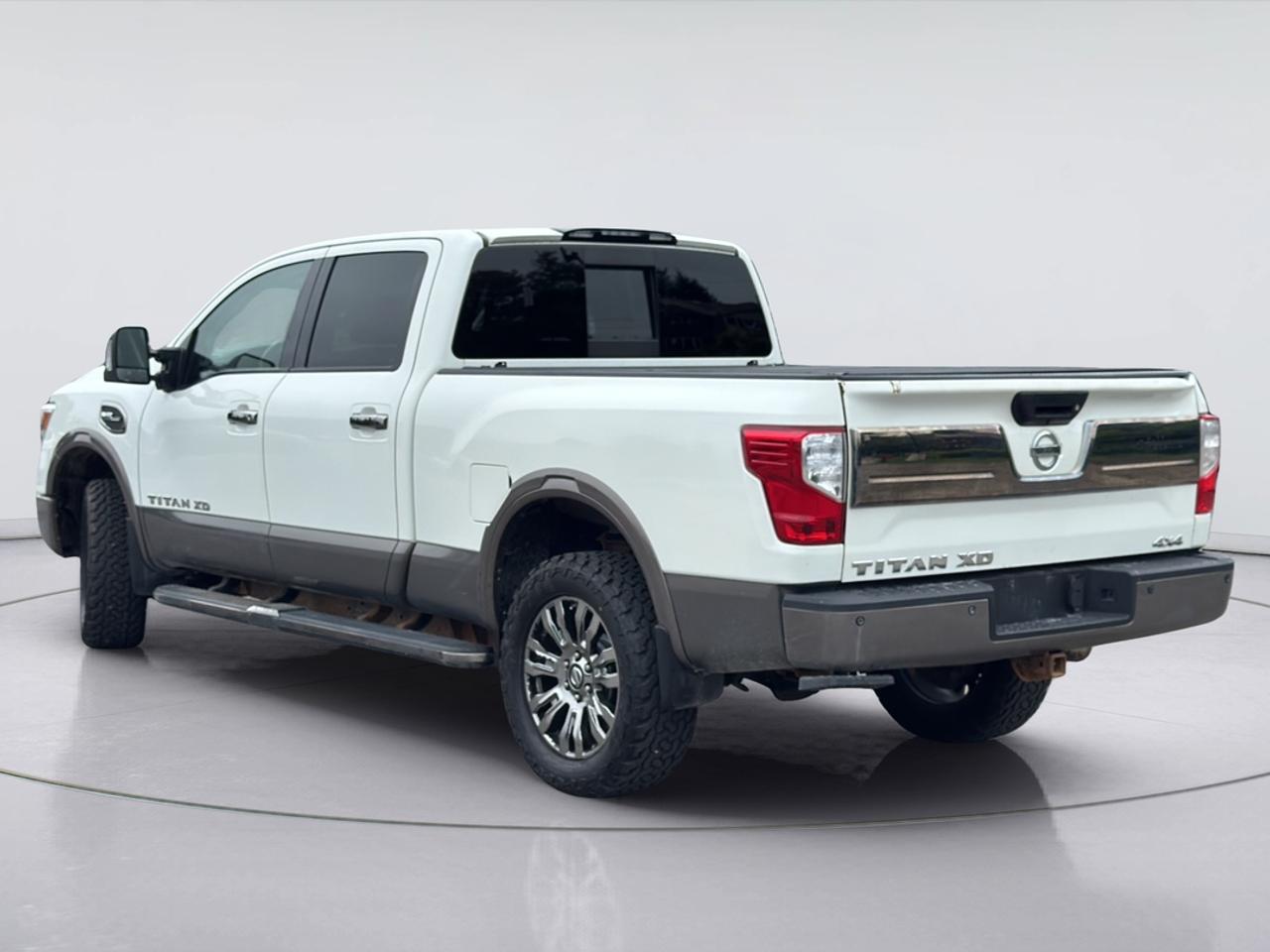 2018 Nissan Titan XD S Photo