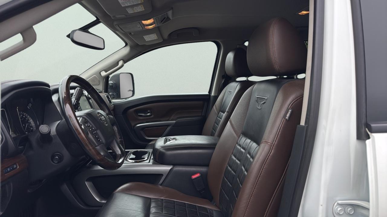 2018 Nissan Titan XD S Photo