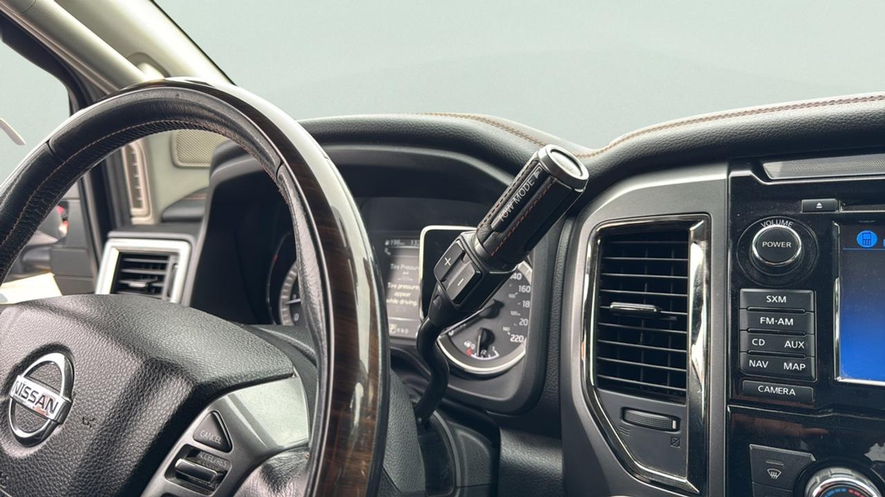 2018 Nissan Titan XD S Photo