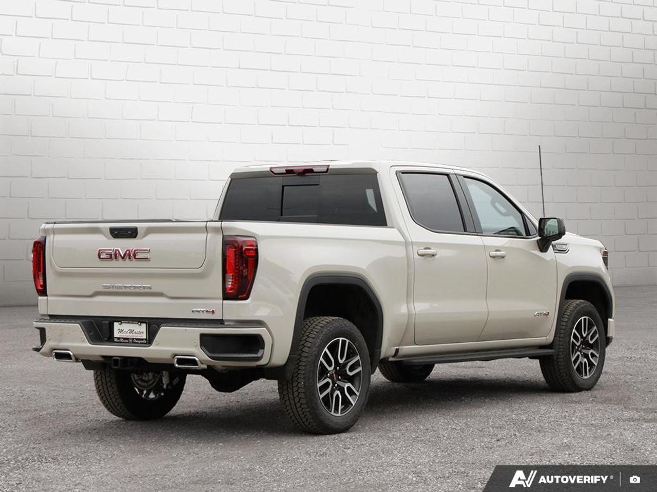 2026 GMC Sierra 1500 Crew Cab Short Box 4-Wheel Drive AT4 Photo4