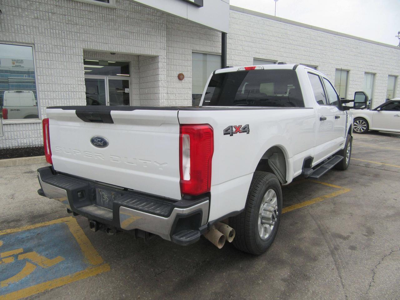 2024 Ford F-350 4X4 CREW CAB DIESEL 8FT LONG BOX Photo