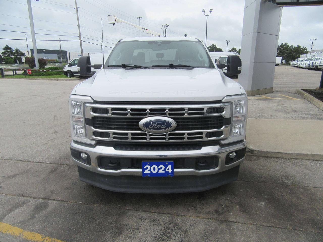 2024 Ford F-350 4X4 CREW CAB DIESEL 8FT LONG BOX Photo