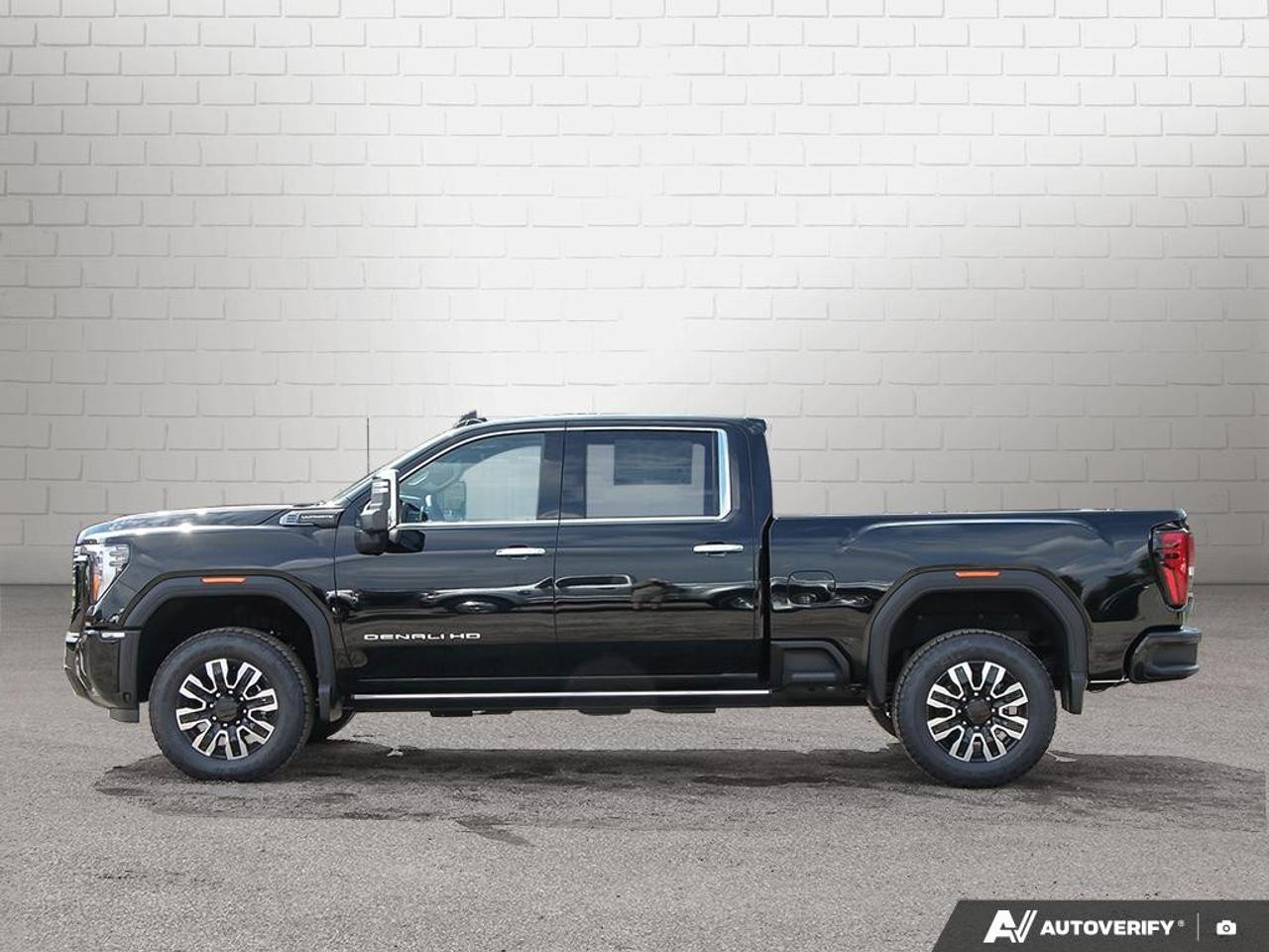 2026 GMC SIERRA 2500HD Crew Cab Standard Box 4-Wheel Drive Denali Ultimate Photo1