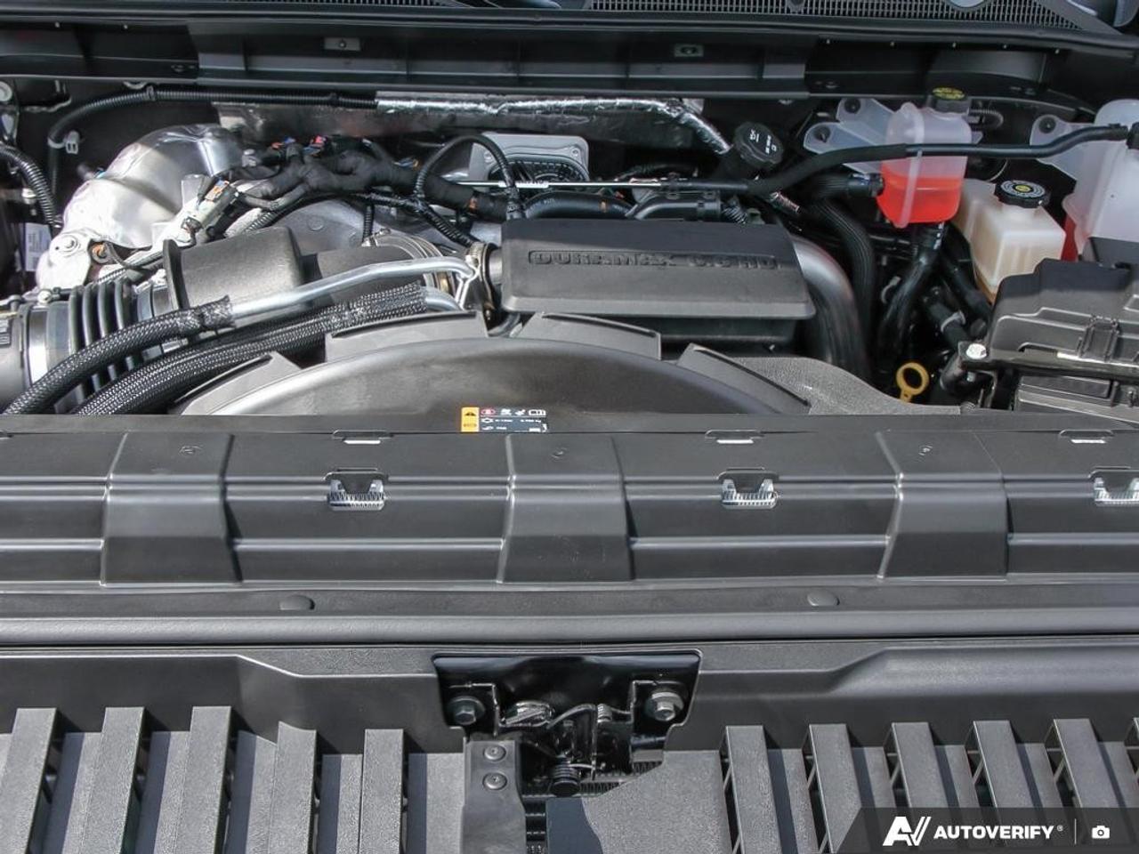 2026 GMC SIERRA 2500HD Crew Cab Standard Box 4-Wheel Drive Denali Ultimate Photo