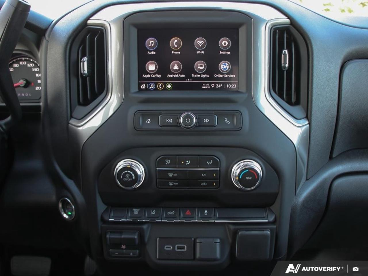 2026 GMC SIERRA 2500HD Crew Cab Standard Box 4-Wheel Drive Pro Photo
