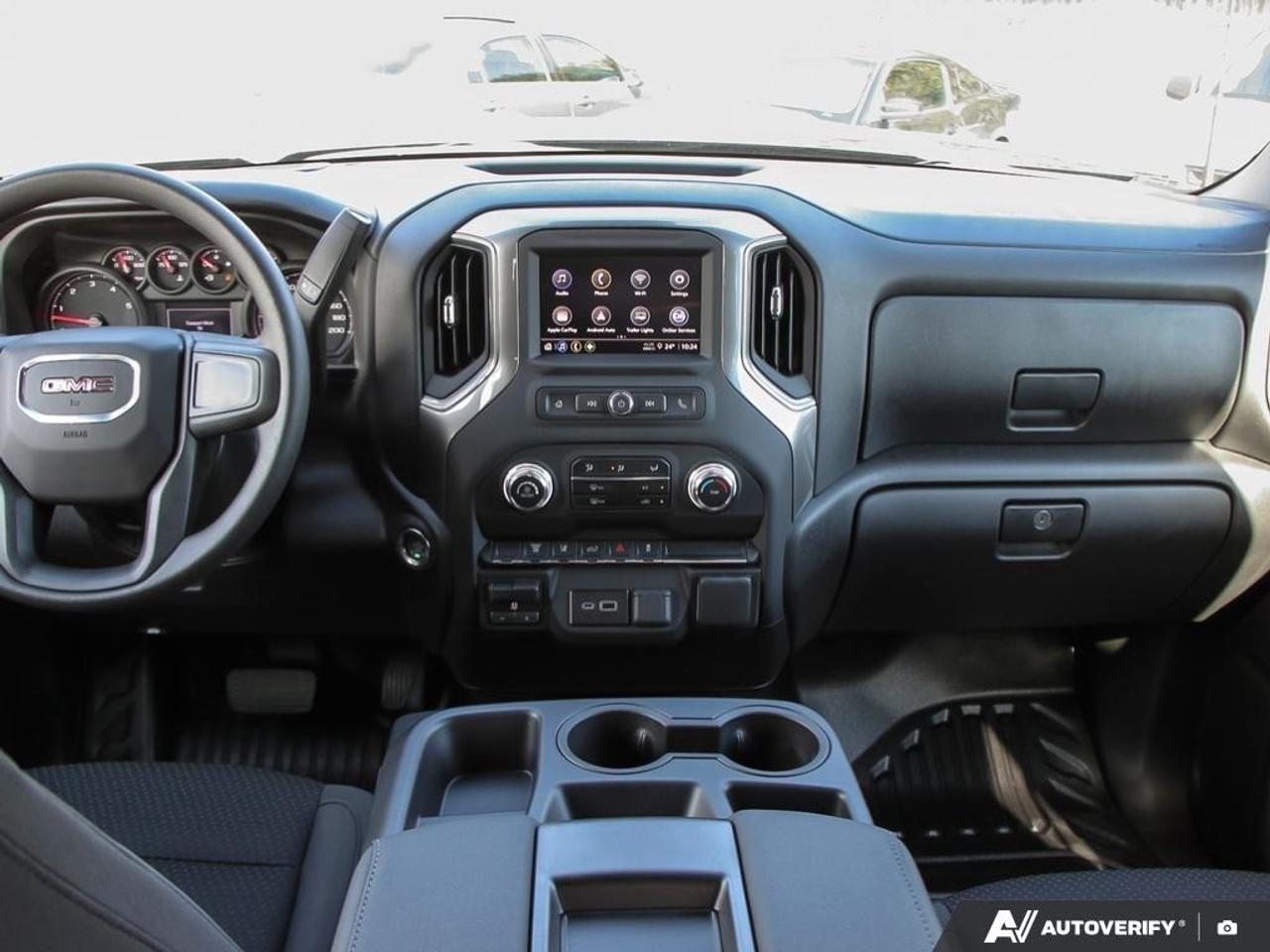 2026 GMC SIERRA 2500HD Crew Cab Standard Box 4-Wheel Drive Pro Photo