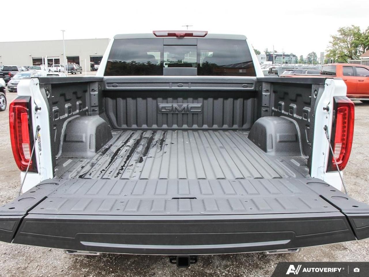 2026 GMC Sierra 1500 Crew Cab Short Box 4-Wheel Drive AT4 Photo