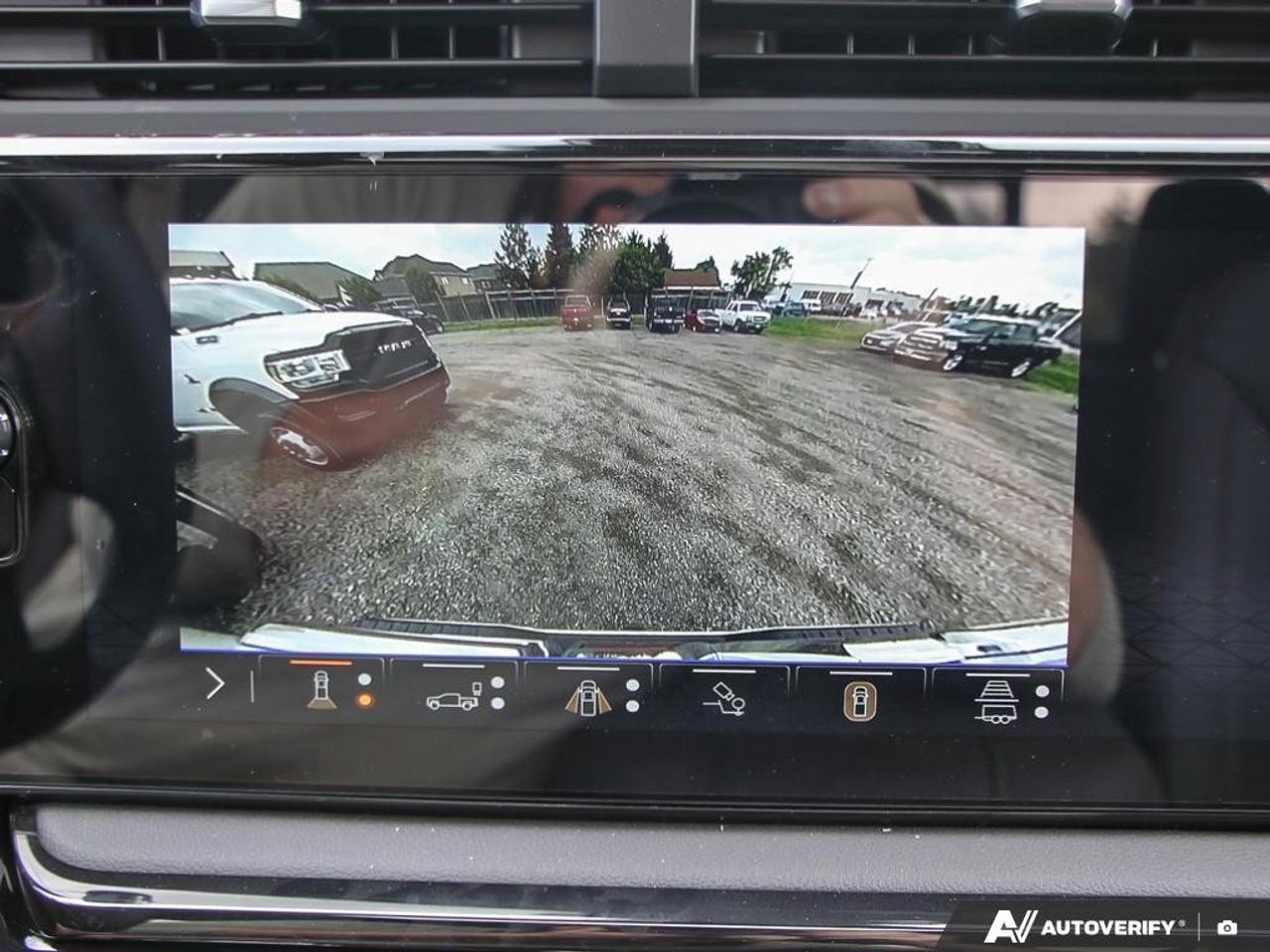 2026 GMC Sierra 1500 Crew Cab Short Box 4-Wheel Drive AT4 Photo