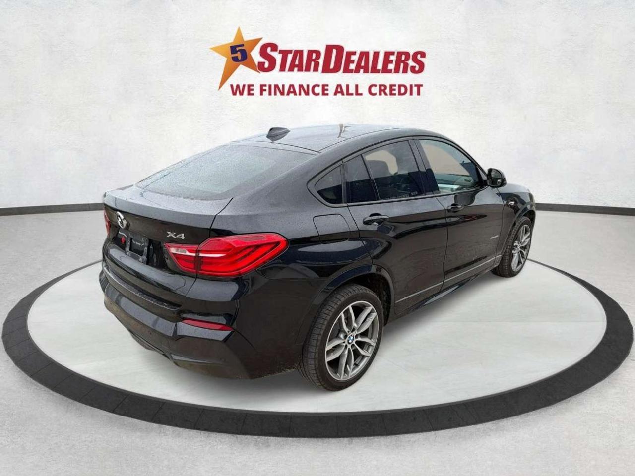 2017 BMW X4 xDrive AWD NAV LEATHER PREMIUM PACKAGE WE FINANCE! Photo