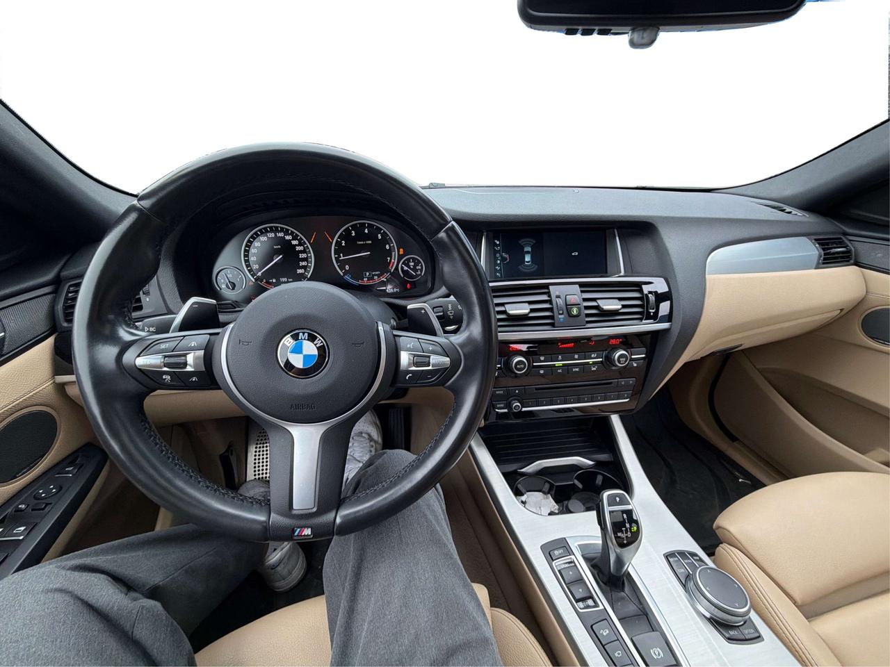 2017 BMW X4 xDrive AWD NAV LEATHER PREMIUM PACKAGE WE FINANCE! Photo