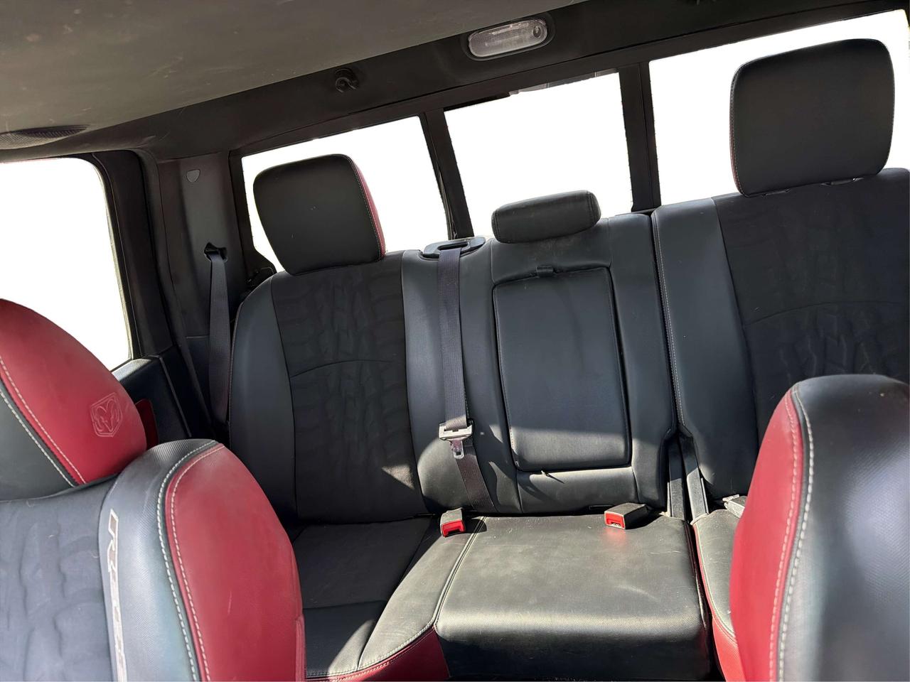 2016 RAM 1500 Rebel 4X4 CREW CAB V6 LEATHER WE FINANCE! Photo