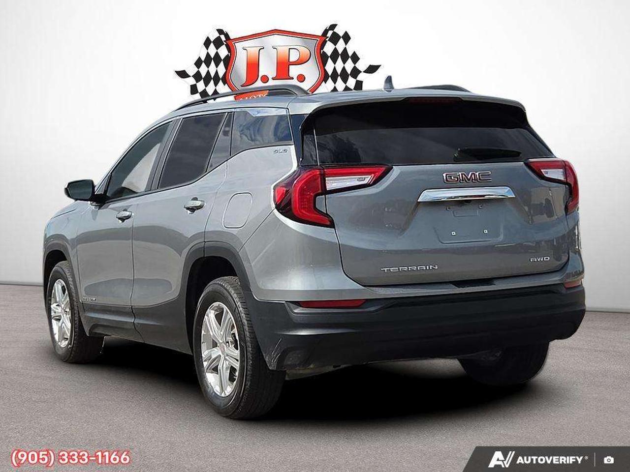 2024 GMC Terrain SLE Apple CarPlay & Android Auto • Built-In Wi-Fi Hotspot • Remote Start System • Heated Front Seats • Power Driver Seat Photo