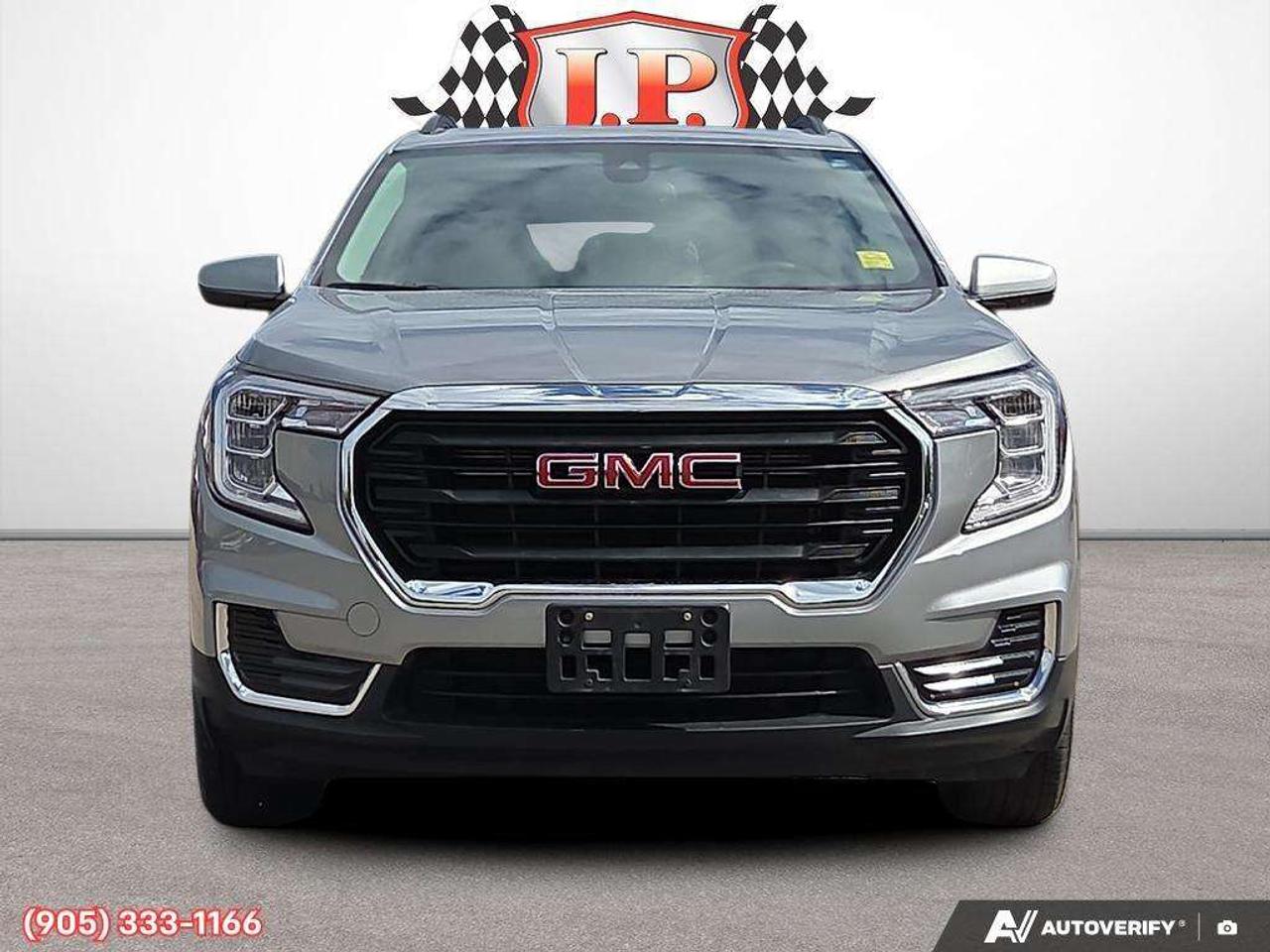 2024 GMC Terrain SLE Apple CarPlay & Android Auto • Built-In Wi-Fi Hotspot • Remote Start System • Heated Front Seats • Power Driver Seat Photo5