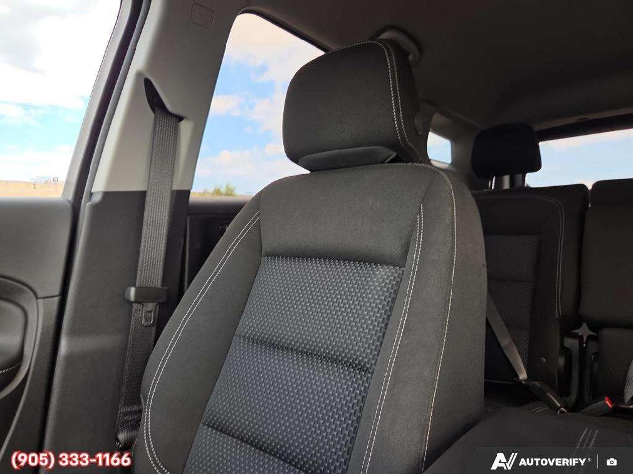 2024 GMC Terrain SLE Apple CarPlay & Android Auto • Built-In Wi-Fi Hotspot • Remote Start System • Heated Front Seats • Power Driver Seat Photo
