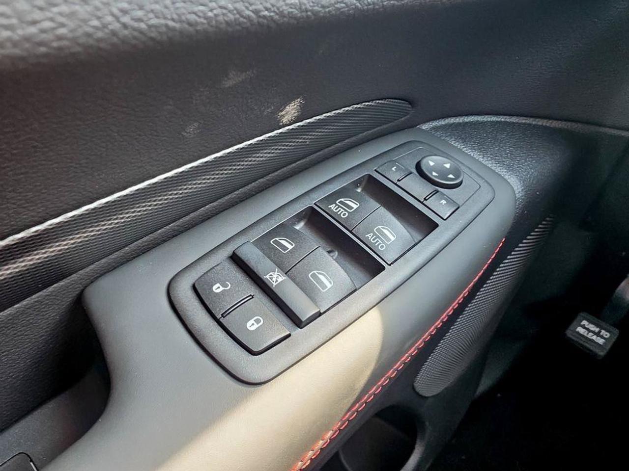 2027 Dodge Durango GT HEMI V8 PlusGT HEMI V8 Plus/BLACKTOP/SUNROOF/HEATED SEATS/TRAILER TOW Photo