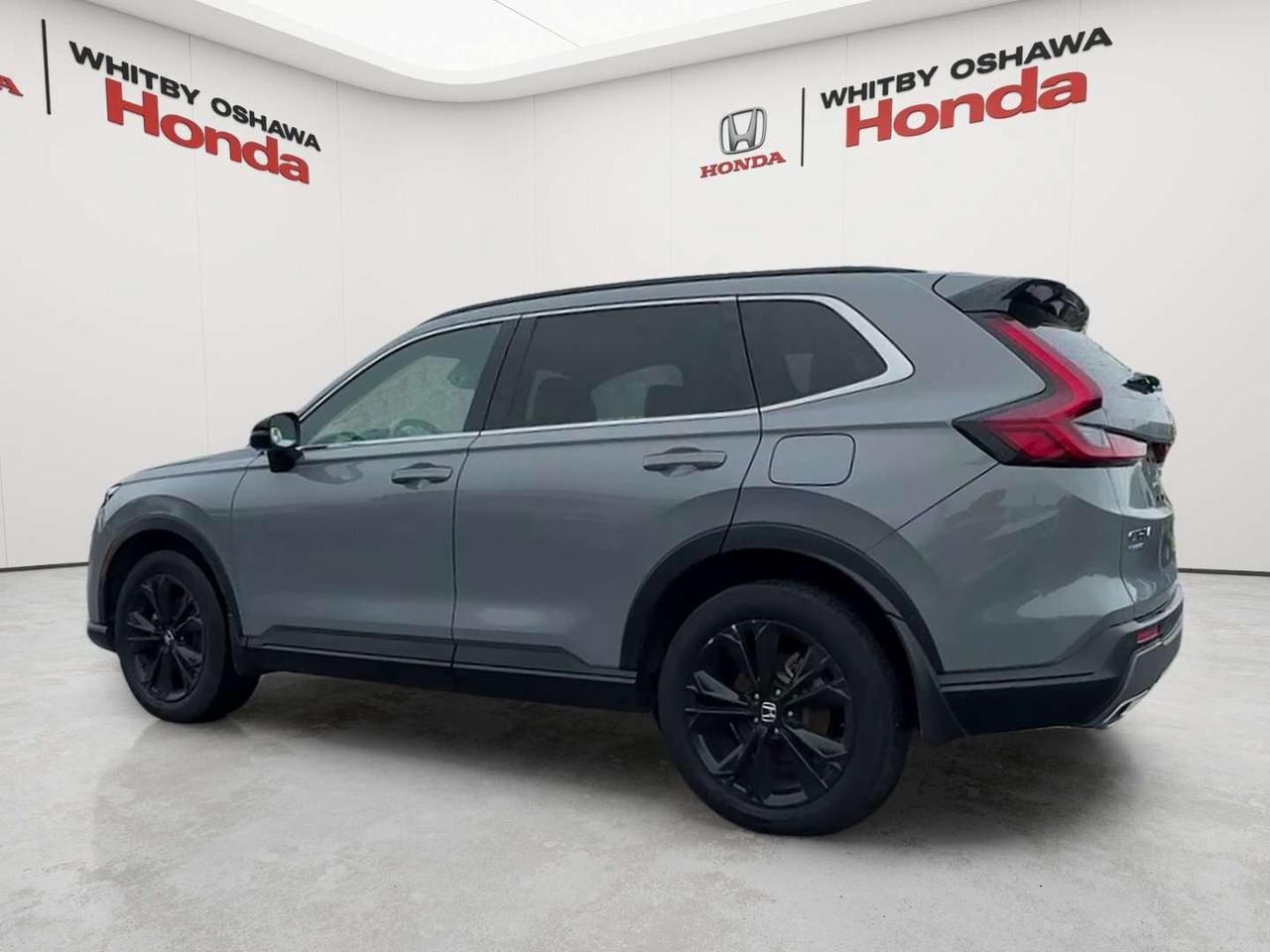 2025 Honda CR-V Touring Photo