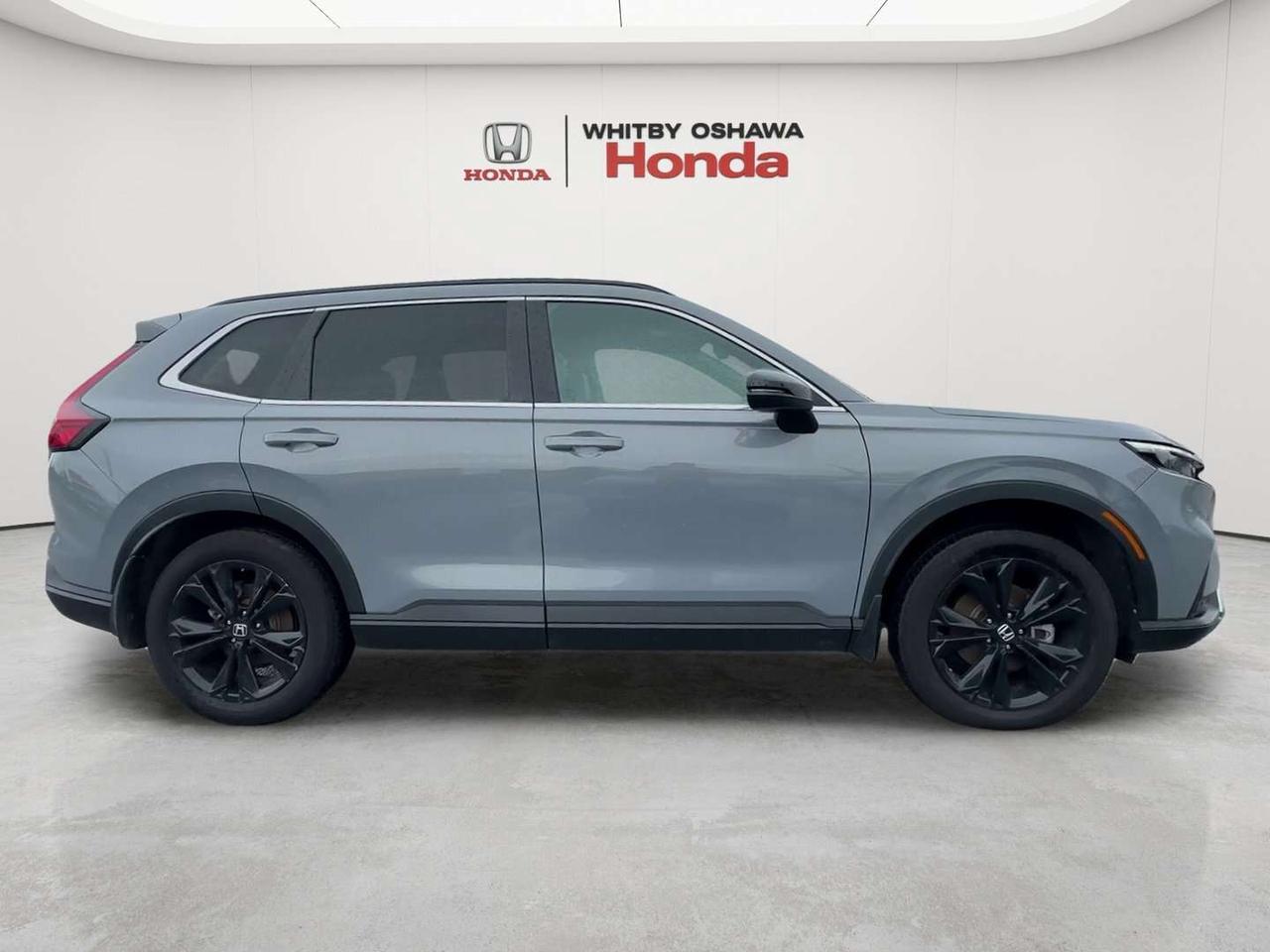 2025 Honda CR-V Touring Photo