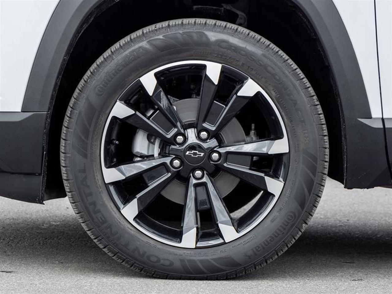 2027 Chevrolet Equinox RS 4dr All-Wheel Drive Photo