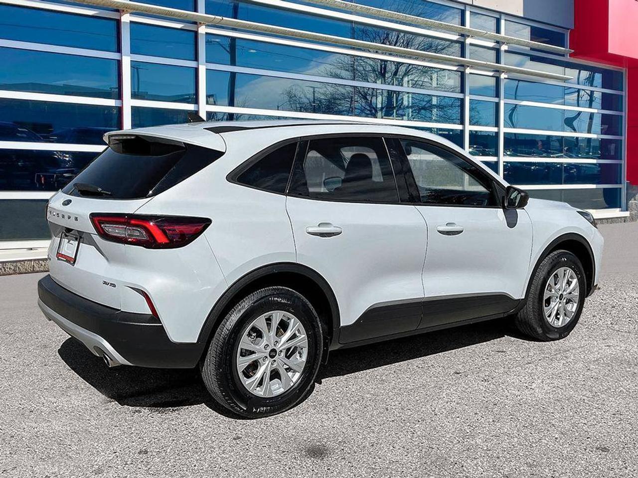 2025 Ford Escape Active | One Owner | Clean CarFax Report | Ontario Vehicle | Great Shape | Remote Starter | Photo