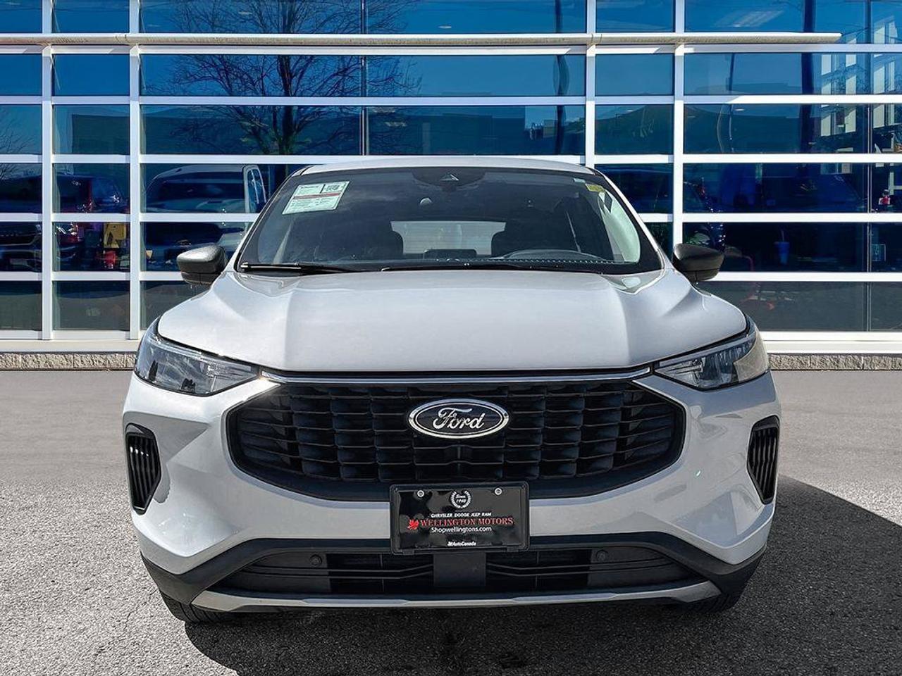 2025 Ford Escape Active | One Owner | Clean CarFax Report | Ontario Vehicle | Great Shape | Remote Starter | Photo