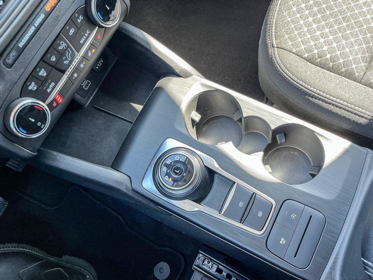 2025 Ford Escape Active | One Owner | Clean CarFax Report | Ontario Vehicle | Great Shape | Remote Starter | Photo