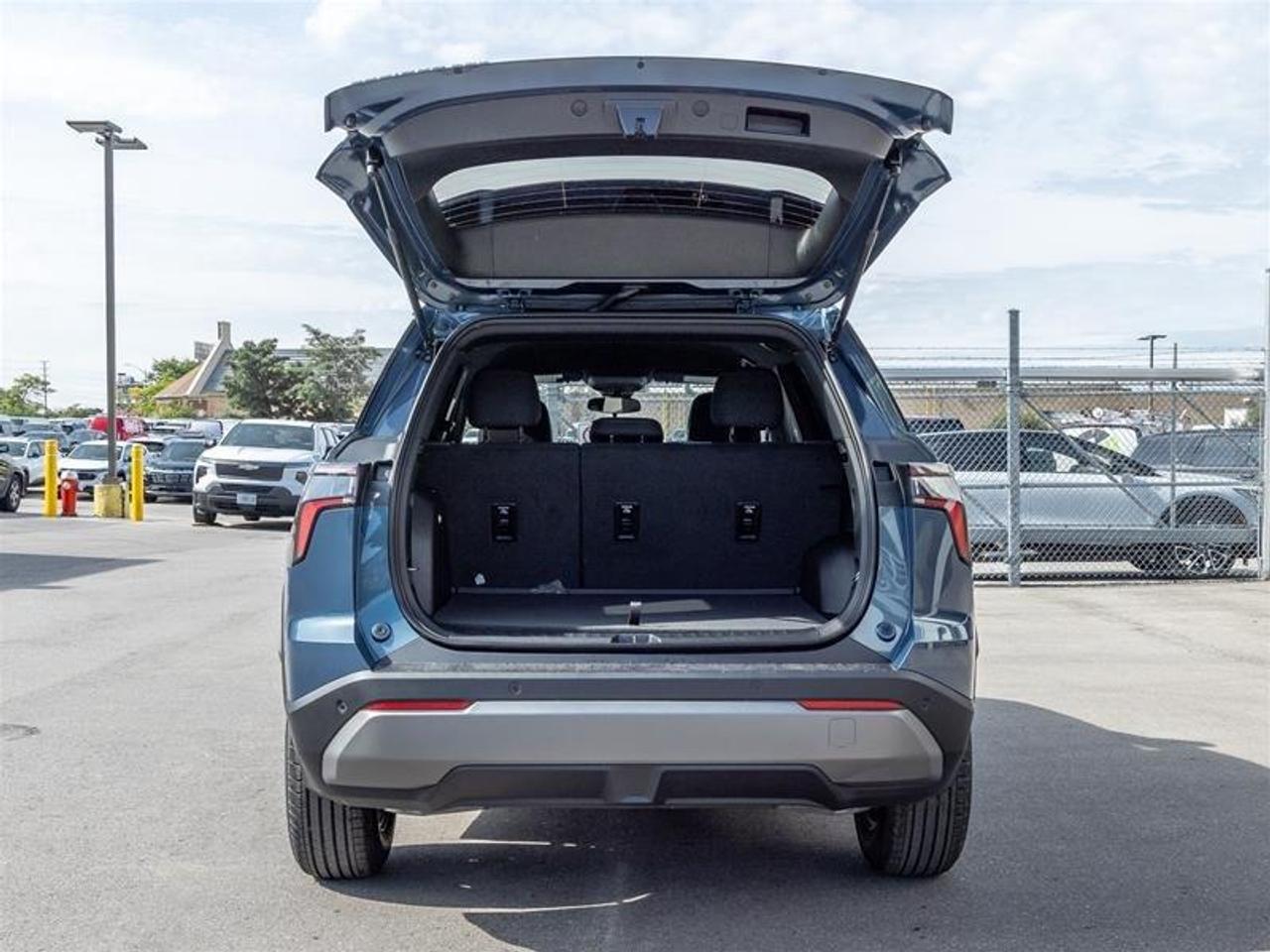 2027 Chevrolet Equinox LT 4dr All-Wheel Drive Photo