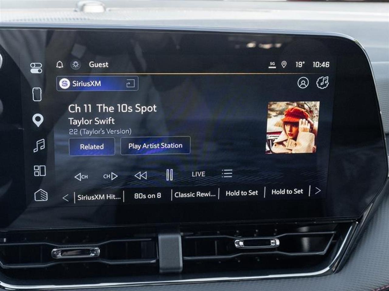 2027 Chevrolet Equinox RS 4dr All-Wheel Drive Photo