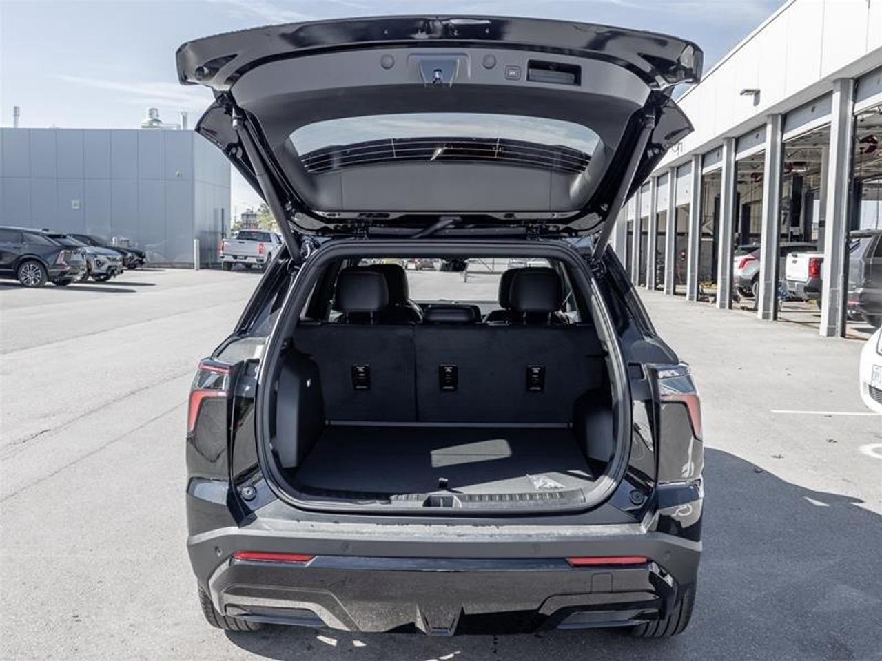 2027 Chevrolet Equinox RS 4dr All-Wheel Drive Photo