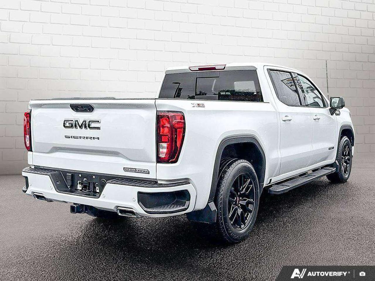 2024 GMC Sierra 1500 One Owner   Trailer Brake Controller   Remote Start   Heated Seats Photo