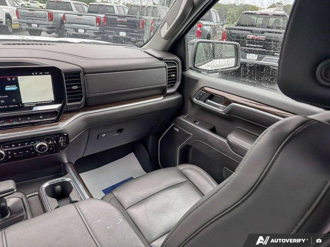 2024 GMC Sierra 1500 One Owner   Trailer Brake Controller   Remote Start   Heated Seats Photo