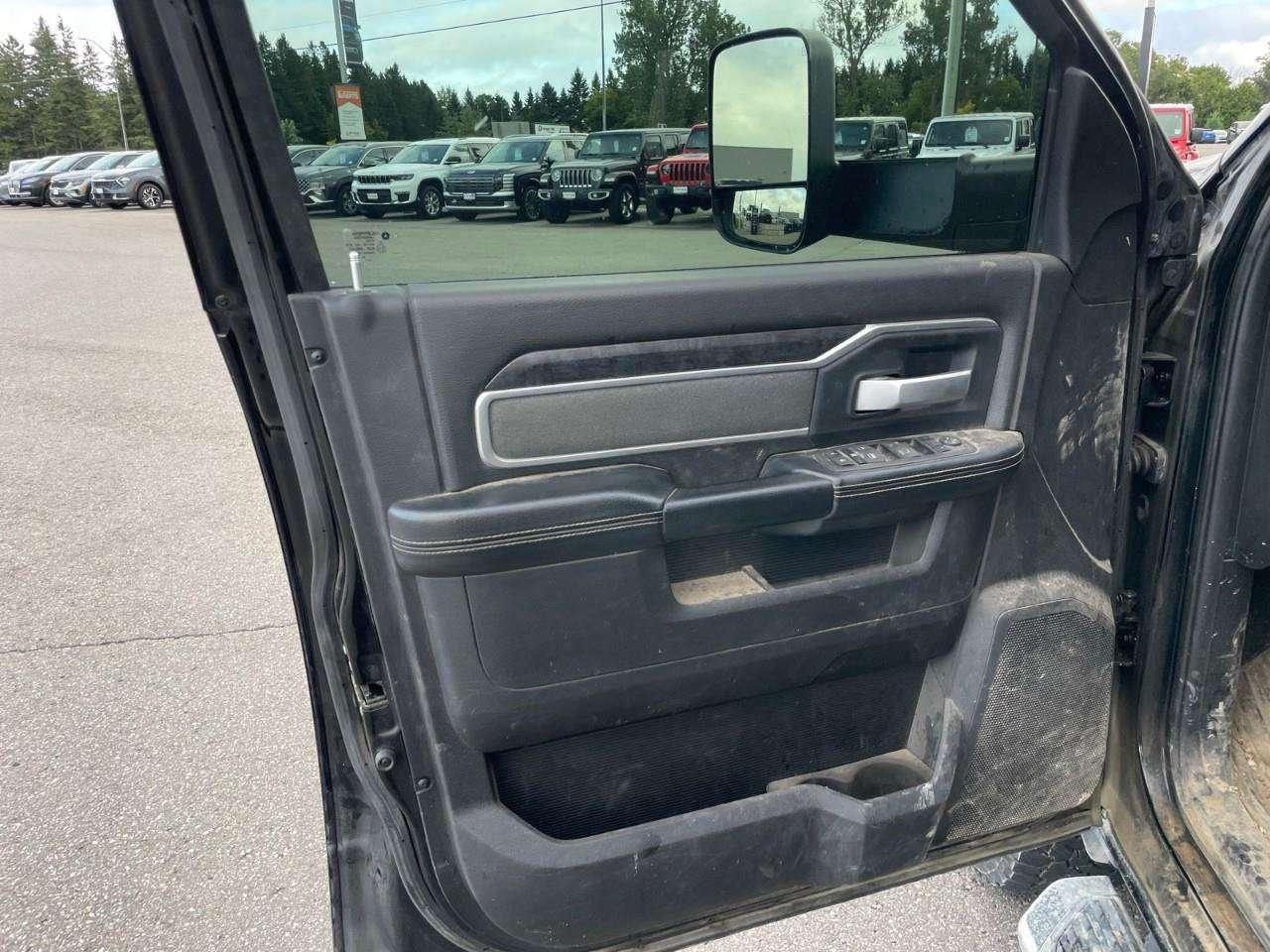 2022 RAM 2500 CLEAN CARAFX   6.4L V8 HEMI   NAV Photo