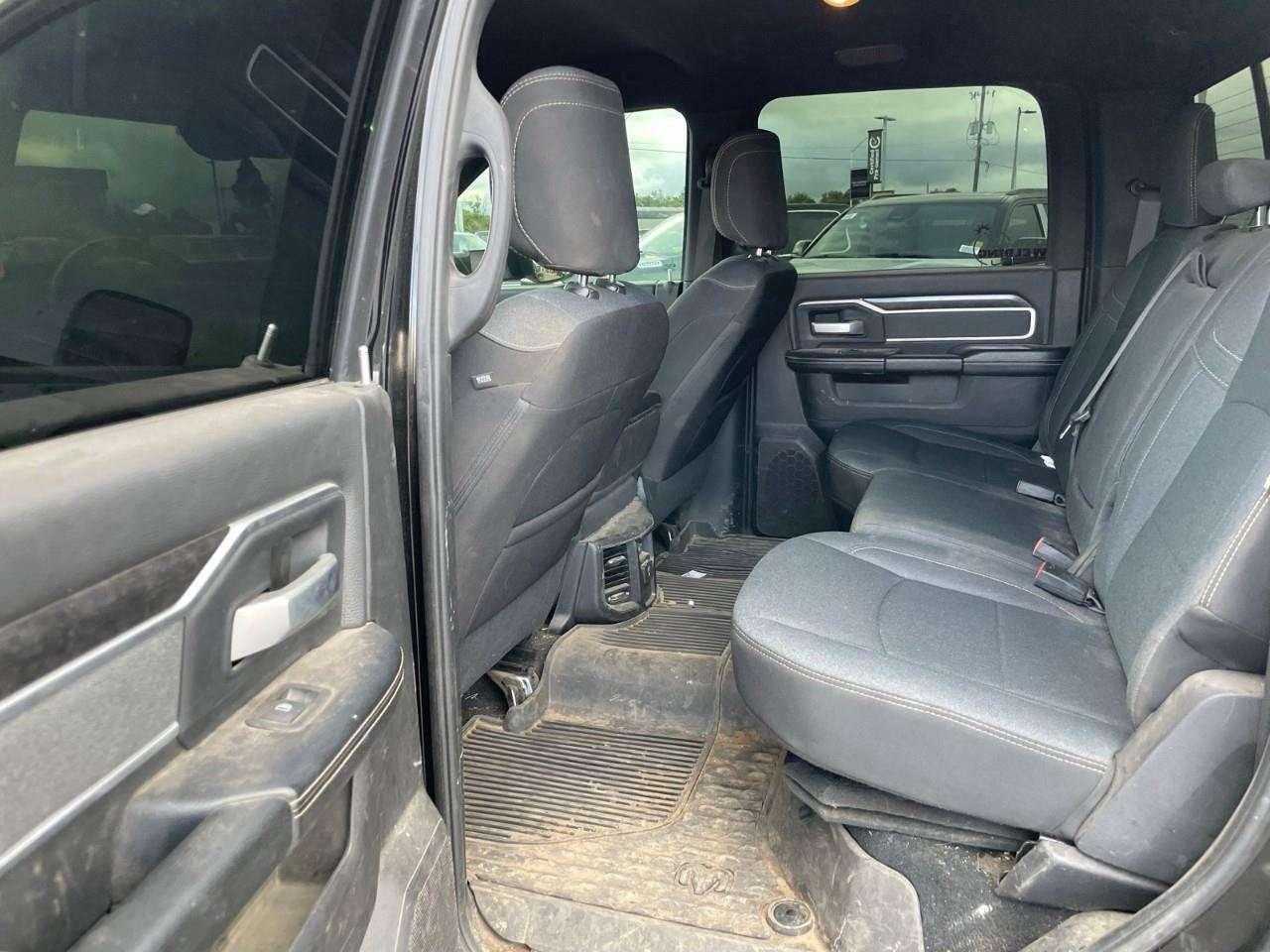 2022 RAM 2500 CLEAN CARAFX   6.4L V8 HEMI   NAV Photo