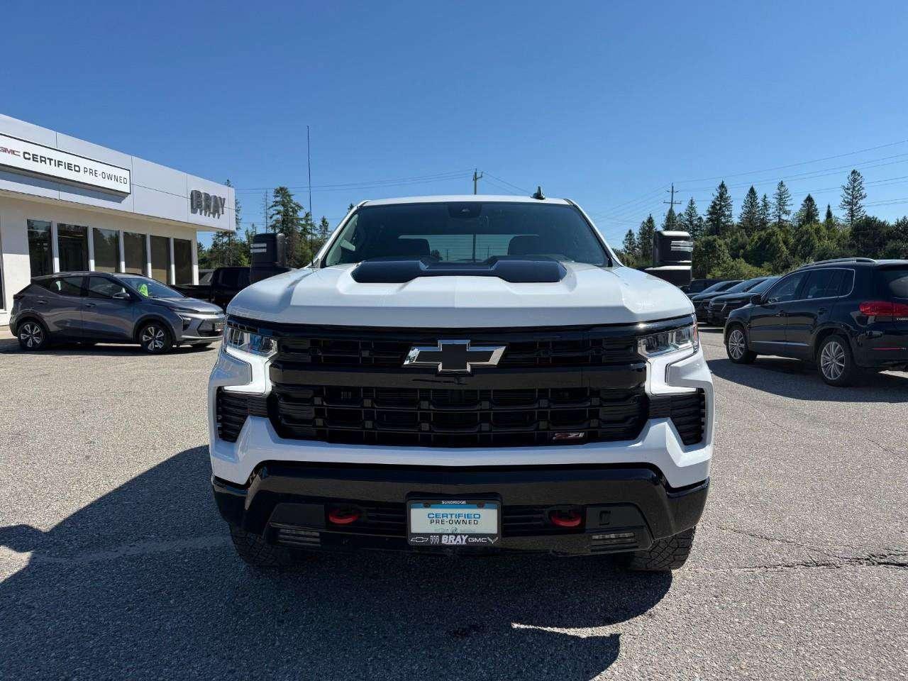 2024 Chevrolet Silverado 1500 BRAY ORINGINAL .OFF ROAD SUSPENSION 2 LIFT. TRAILERING PKG. ALL WEATHER MATS. BEDLINER. Photo