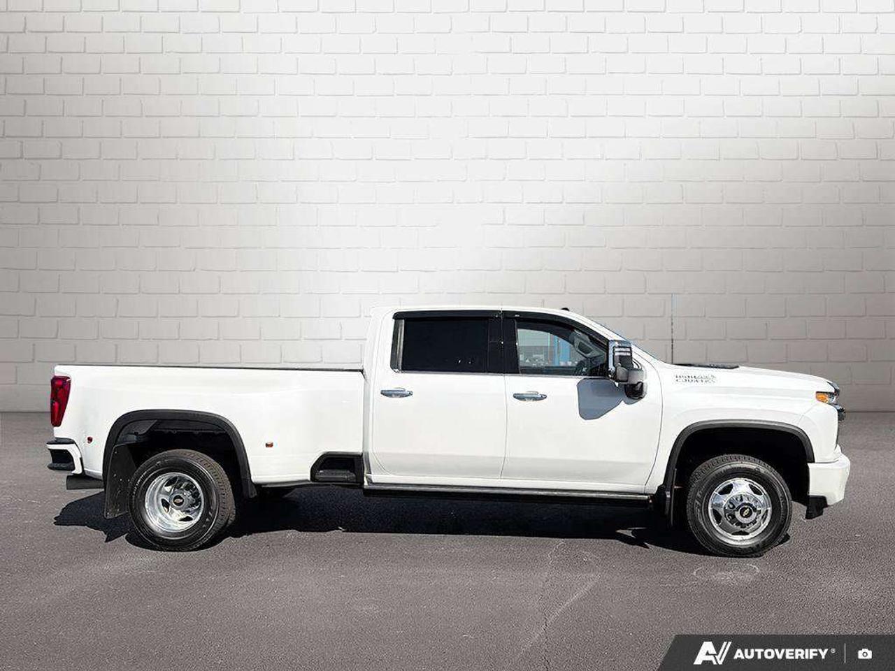 2022 Chevrolet Silverado 3500 Trailering Mirrors   Heated Seats   Sunroof   Trailer Brake Controller Photo